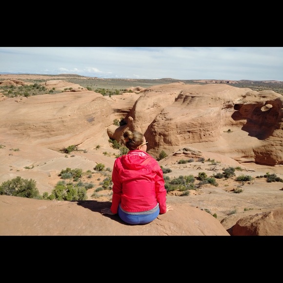 Meet your Posher, Briana - Picture 2 of 8